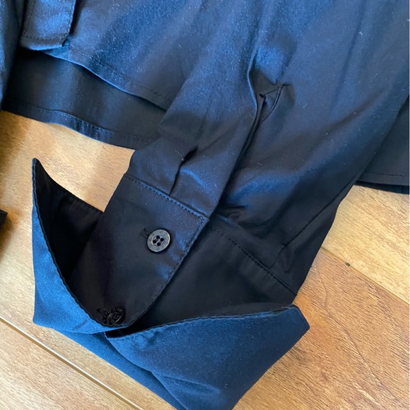 🖤 Pretty Black Embroidered Button-Down - Picture 11 of 14